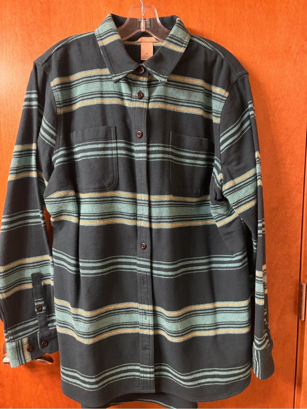 Duluth Trading Jack Shirt / Heavy Flannel Shirt w/Side Pockets—NEW w/out tags